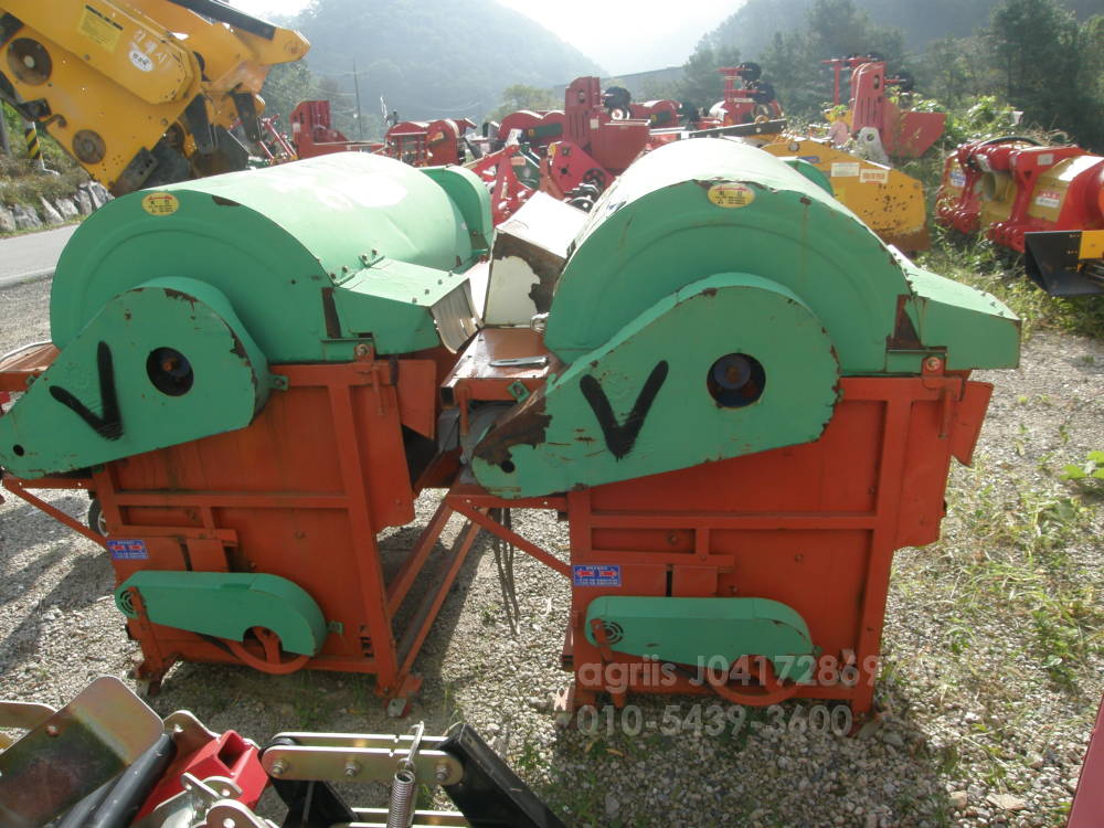  잡곡탈곡기 BH-2000  뒤우측면