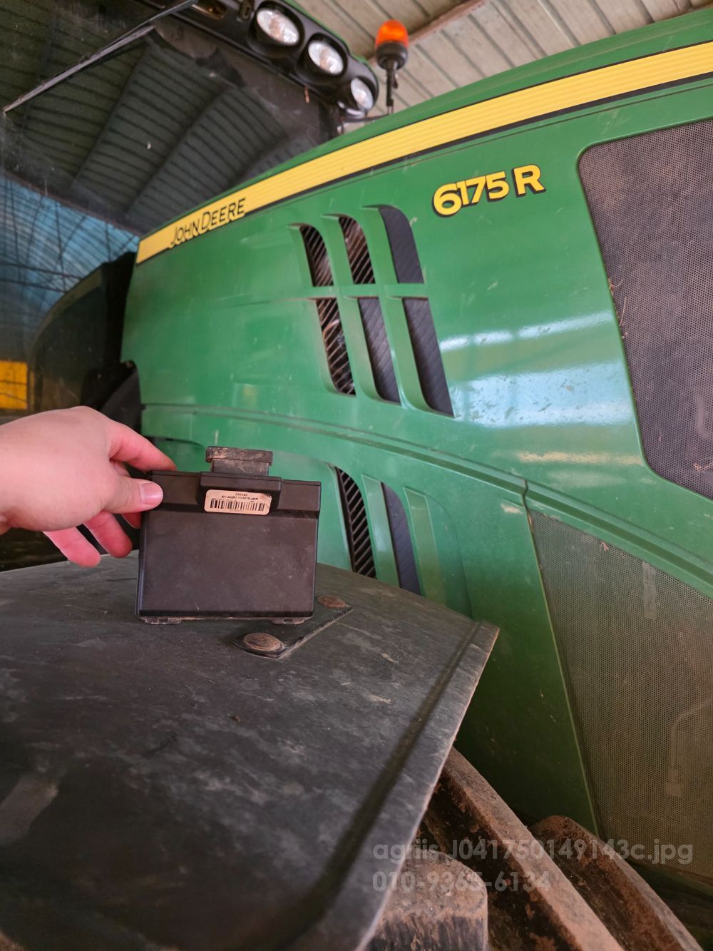 JohnDeere Tractor 6175R (175hp)