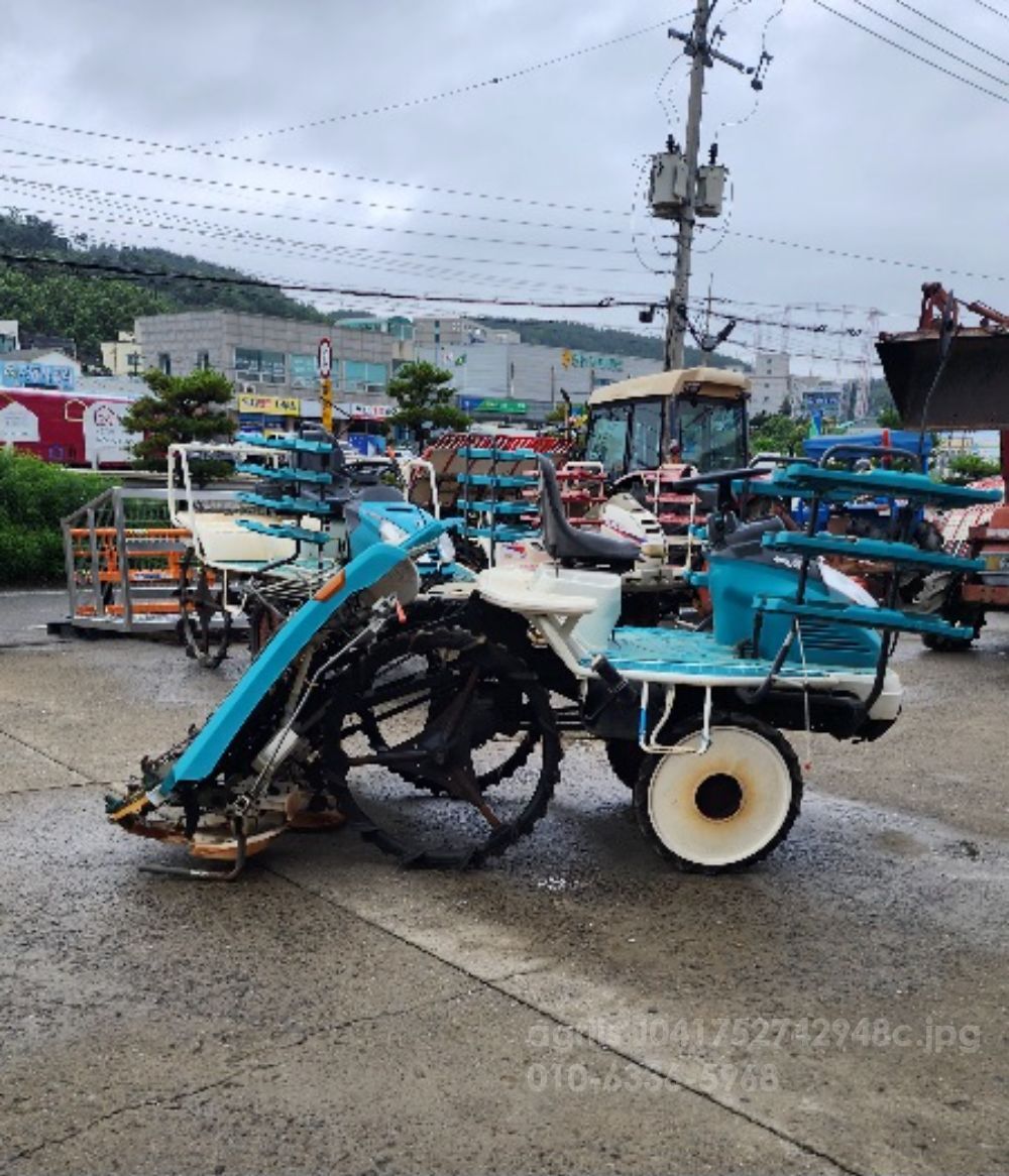 구보다 이앙기 NSU67 (6조식)