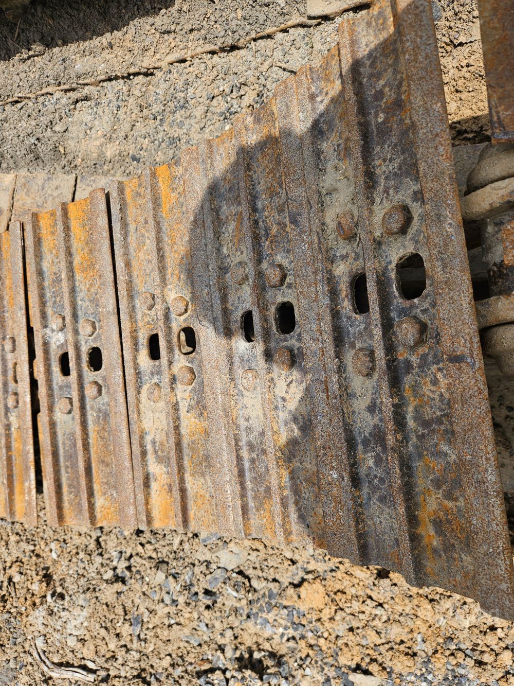 02 볼보60E  트랙  상태 굴삭기 