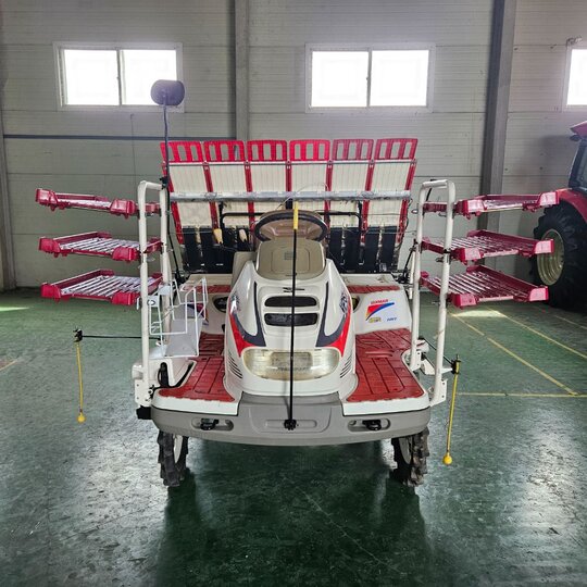 얀마 이앙기 VP6X (6조식) 앞좌측면