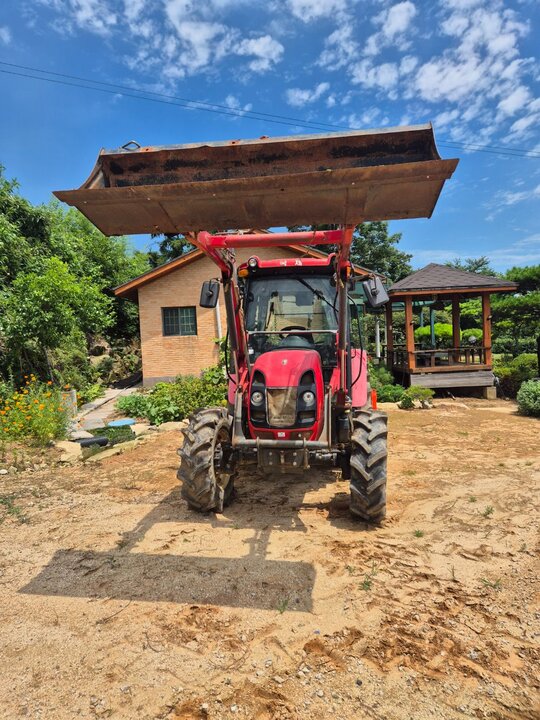 Kukje Tractor 6015 (60hp)