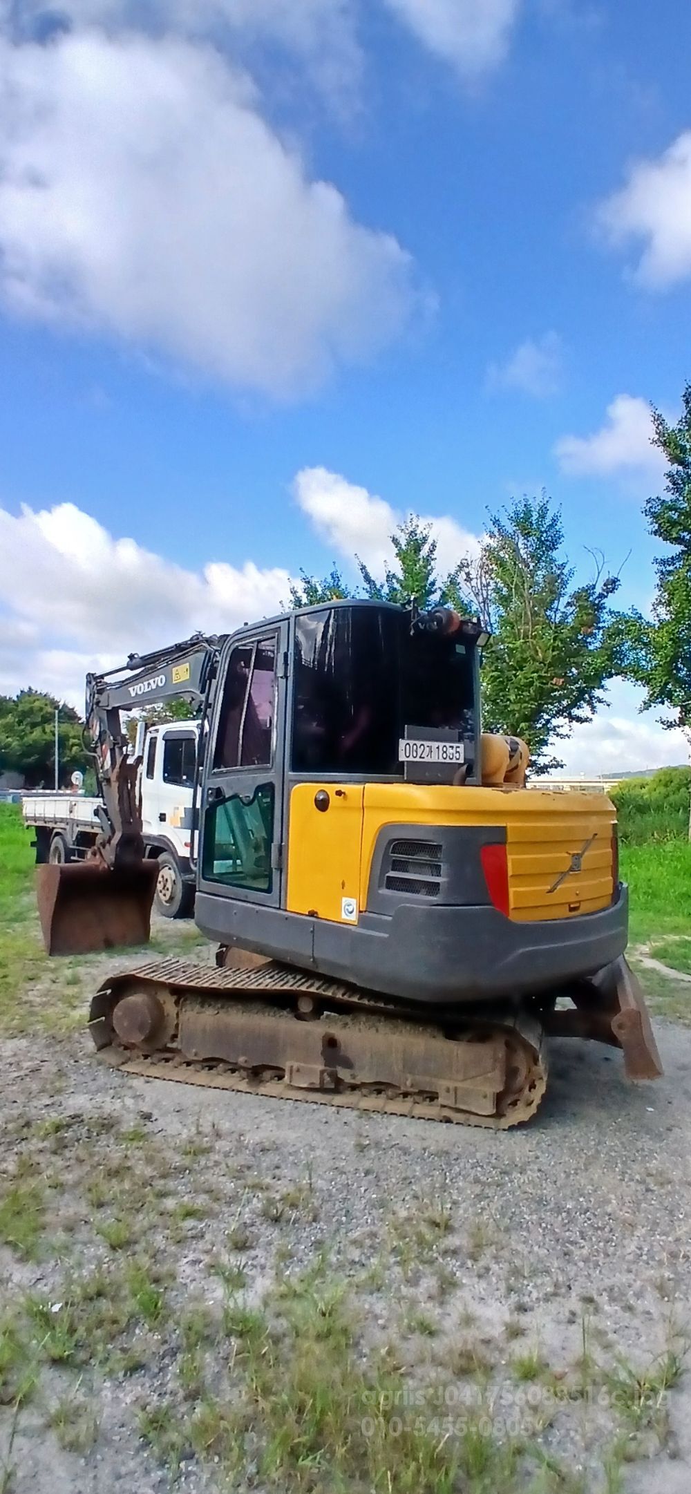볼보02  2012년12월식  굴삭기 볼보 EC55C (6톤)
