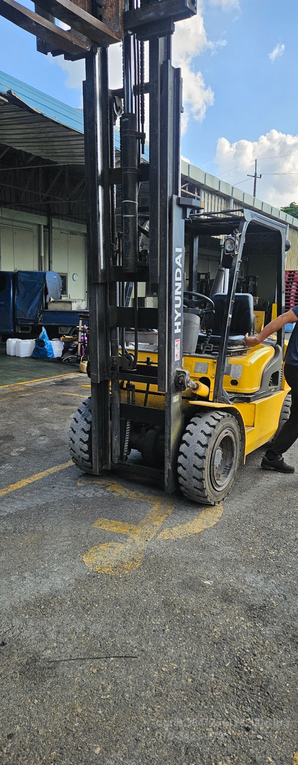  Forklift 포렉스30DE (3톤)