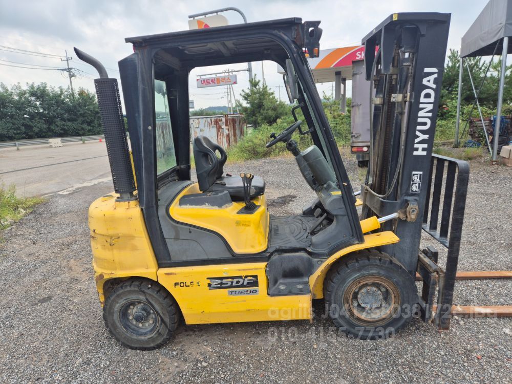 현대 지게차 25DF (2.5톤)