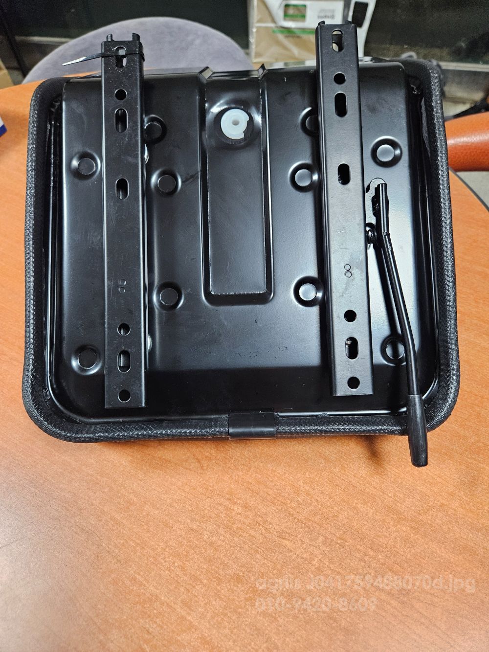  의자 레일타입 뒤우측면