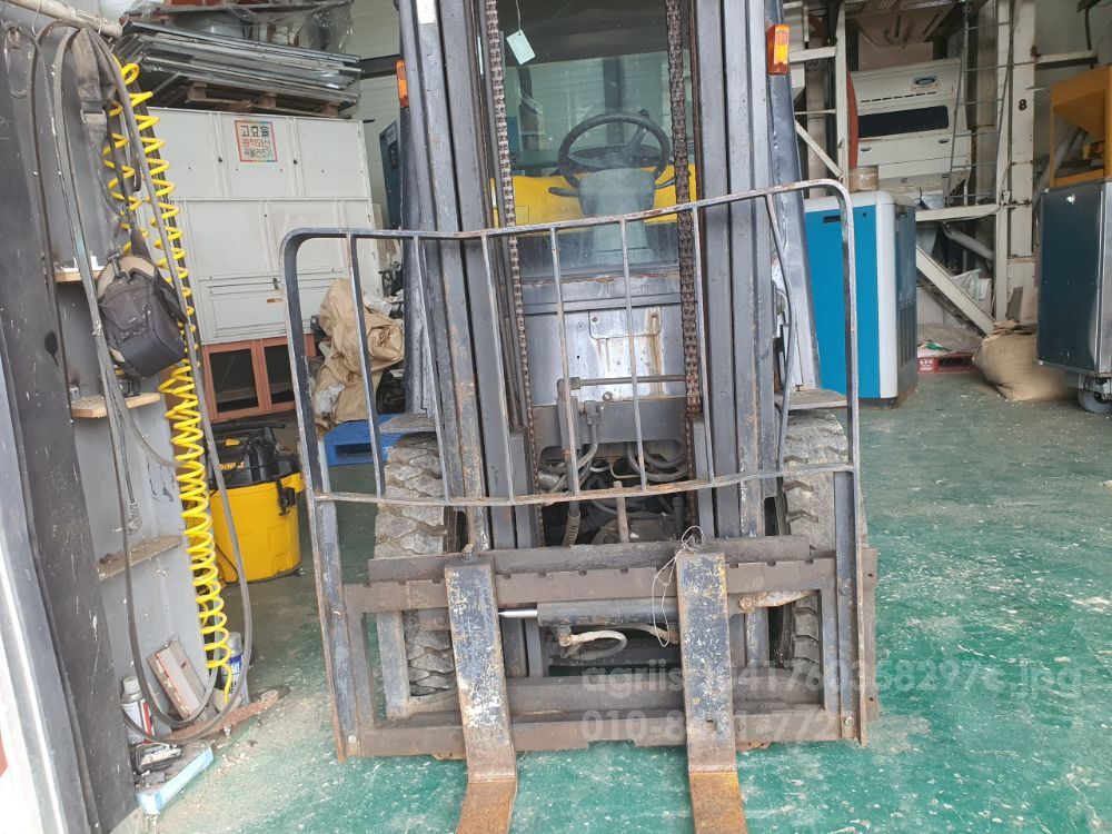 대우중공업 지게차 D25s-3 지게차 D25s-3 (2.5톤)