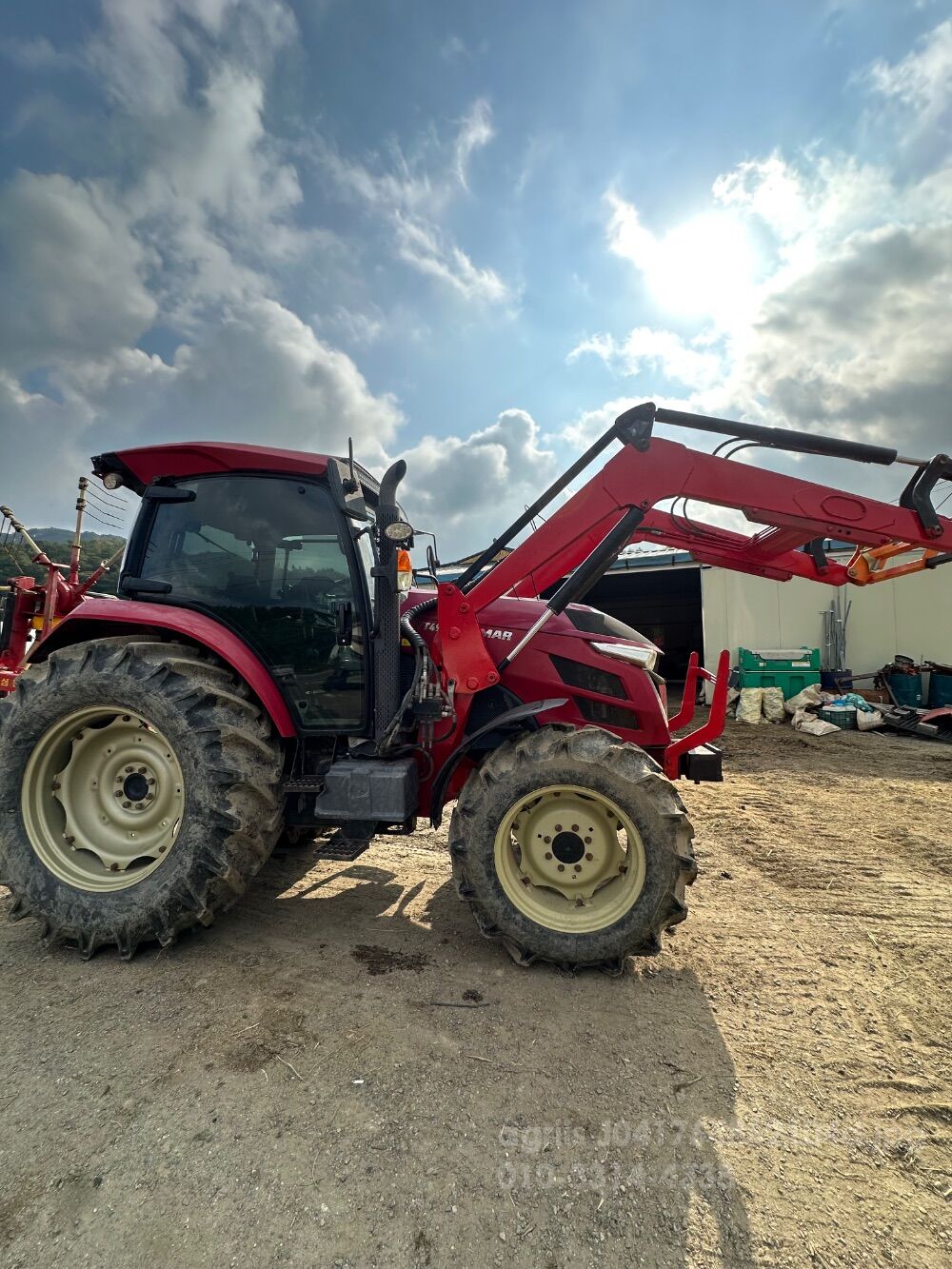 Yanmar Tractor YT490 (90hp) 뒤우측면