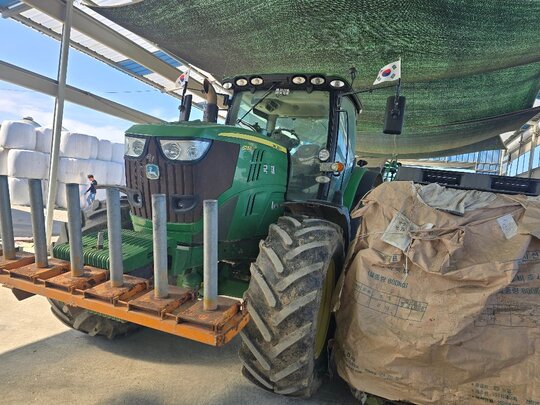 존디어 트랙터 6170R (170마력)