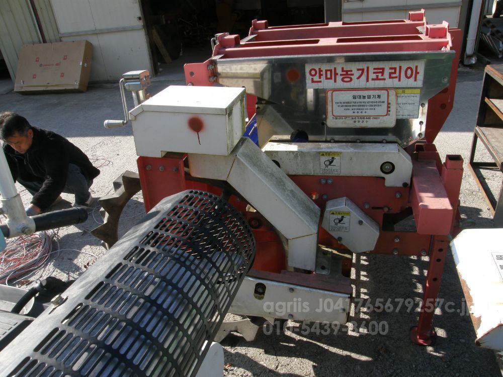 얀마마늘파종기트렉터용 얀마마늘파종기트렉터용 GPS7T