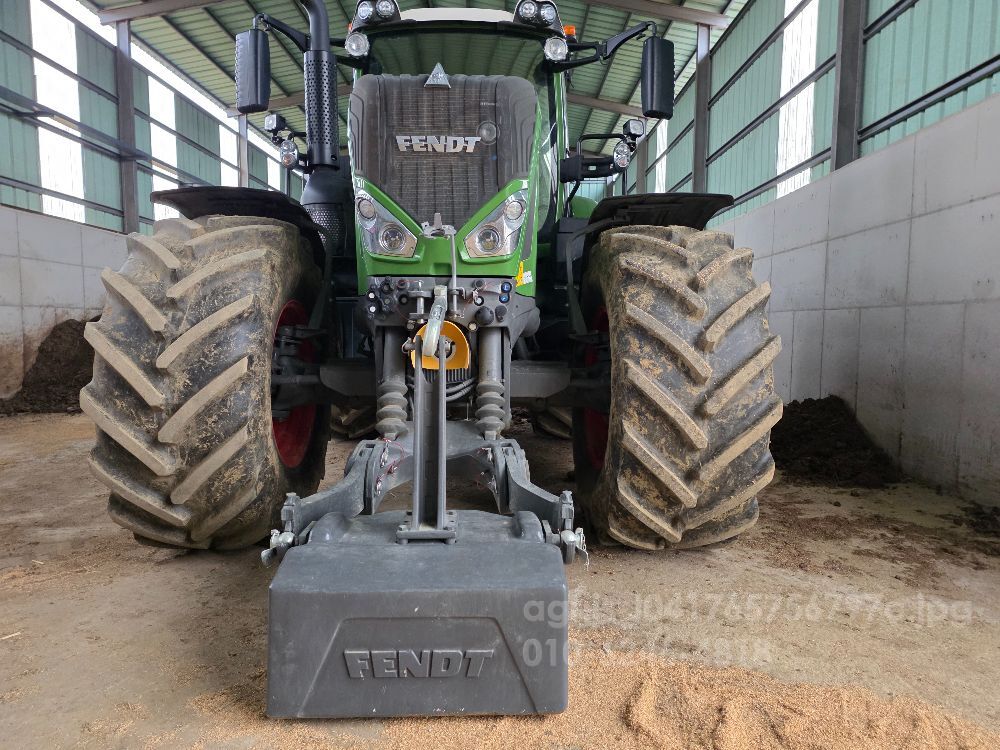 FRNDT 트랙터 FENDT828 (280마력)