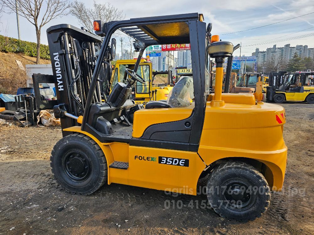 Hyundai Forklift 35DE (3.5톤) 뒤우측면