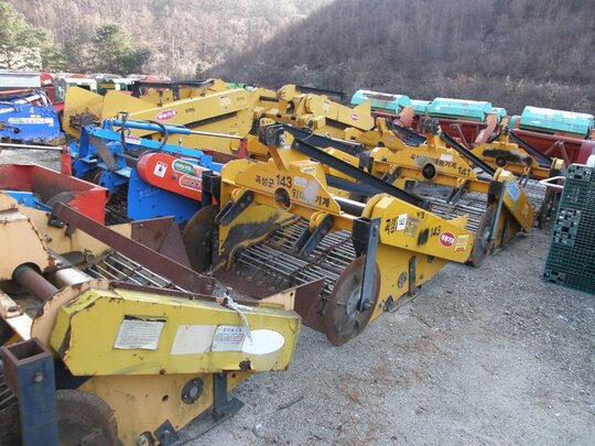  감자고구마수확기두루140 감자고구마수확기두루140 