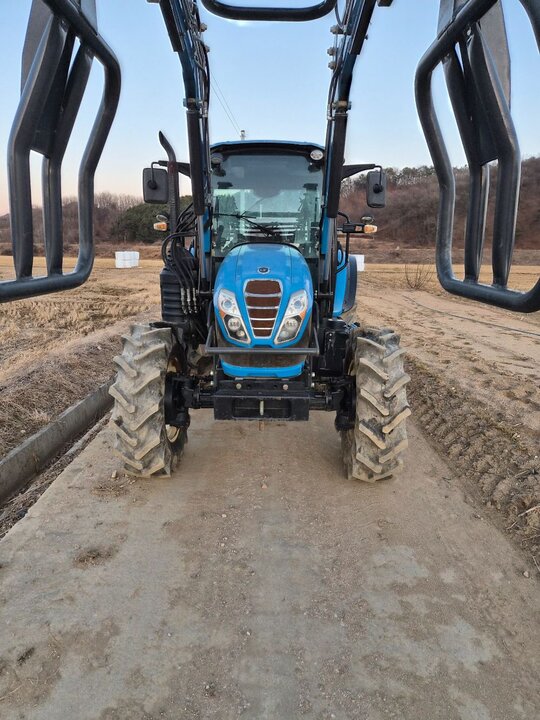LS Tractor XP7102 (102hp) 앞좌측면