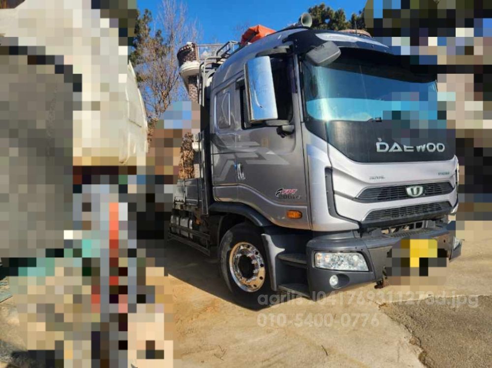 대우 카고차 8.8,m 6톤구변 뒤축 뒤우측면