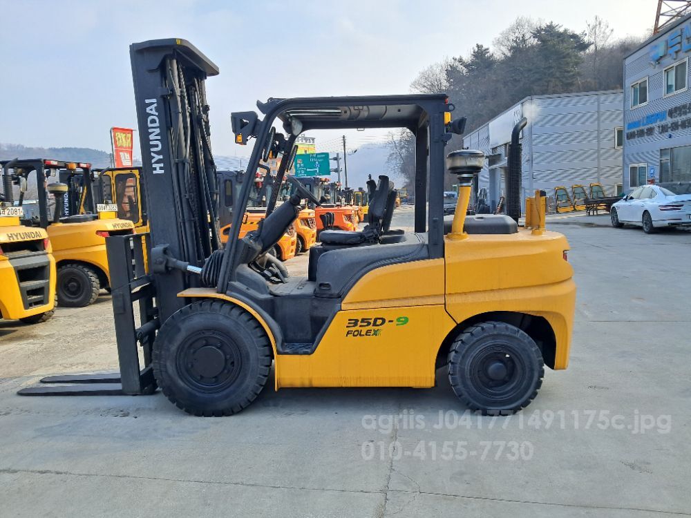 Hyundai Forklift 35D-9F (3.5톤)