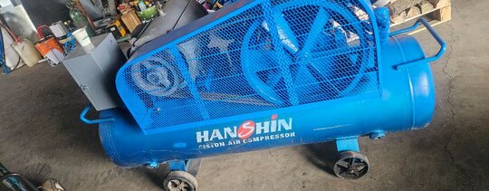 한신콤프 콤프레샤 15마력 한신 콤프레샤15마력