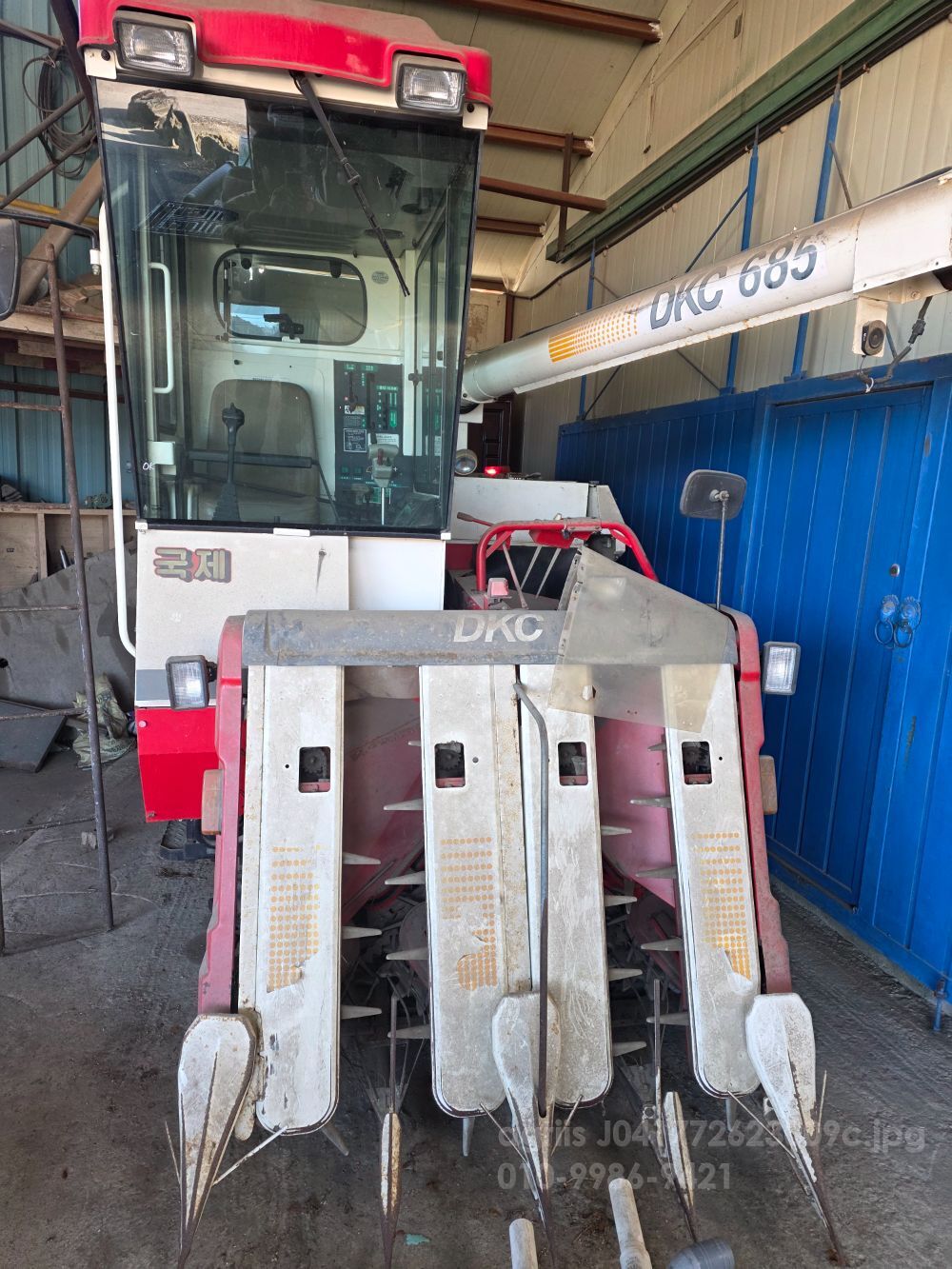 국제 콤바인 DKC685 (4조식)