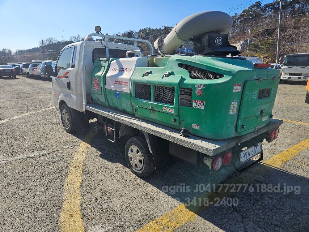 가축방역차 가축방역차 800KG 뒤우측면