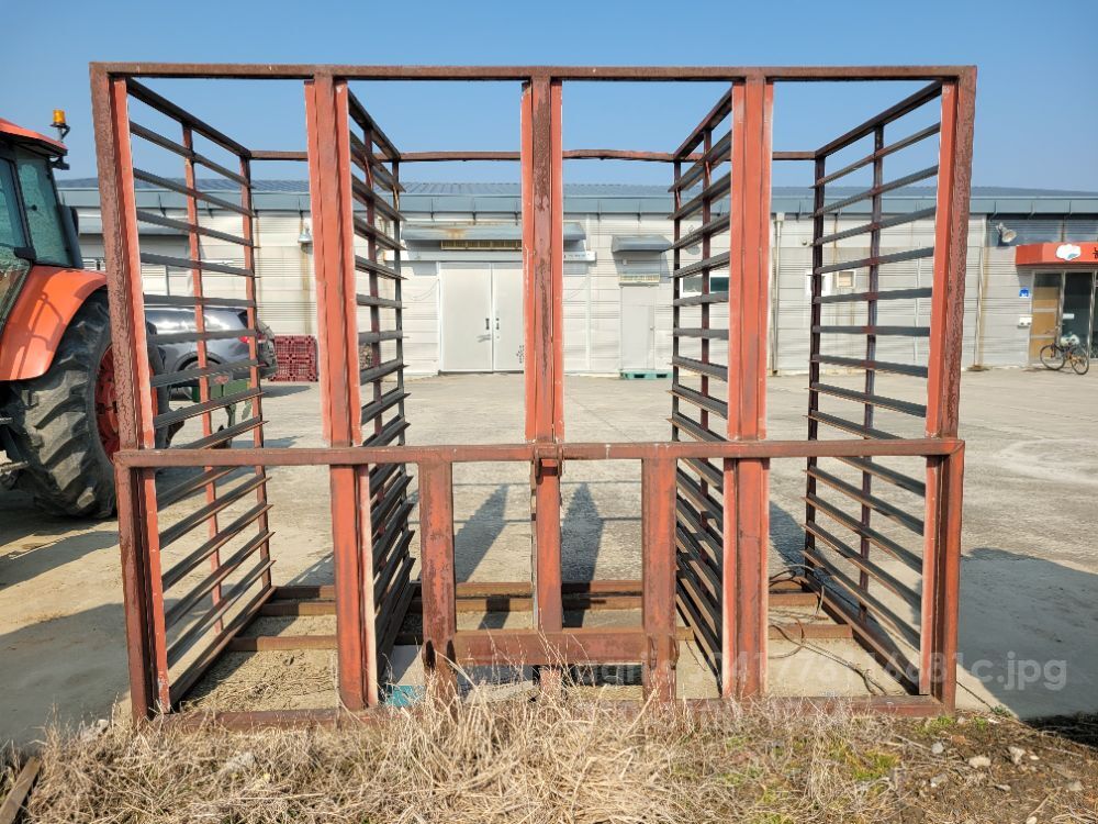  트랙터용 모판운반기 트랙터용 모판운반기