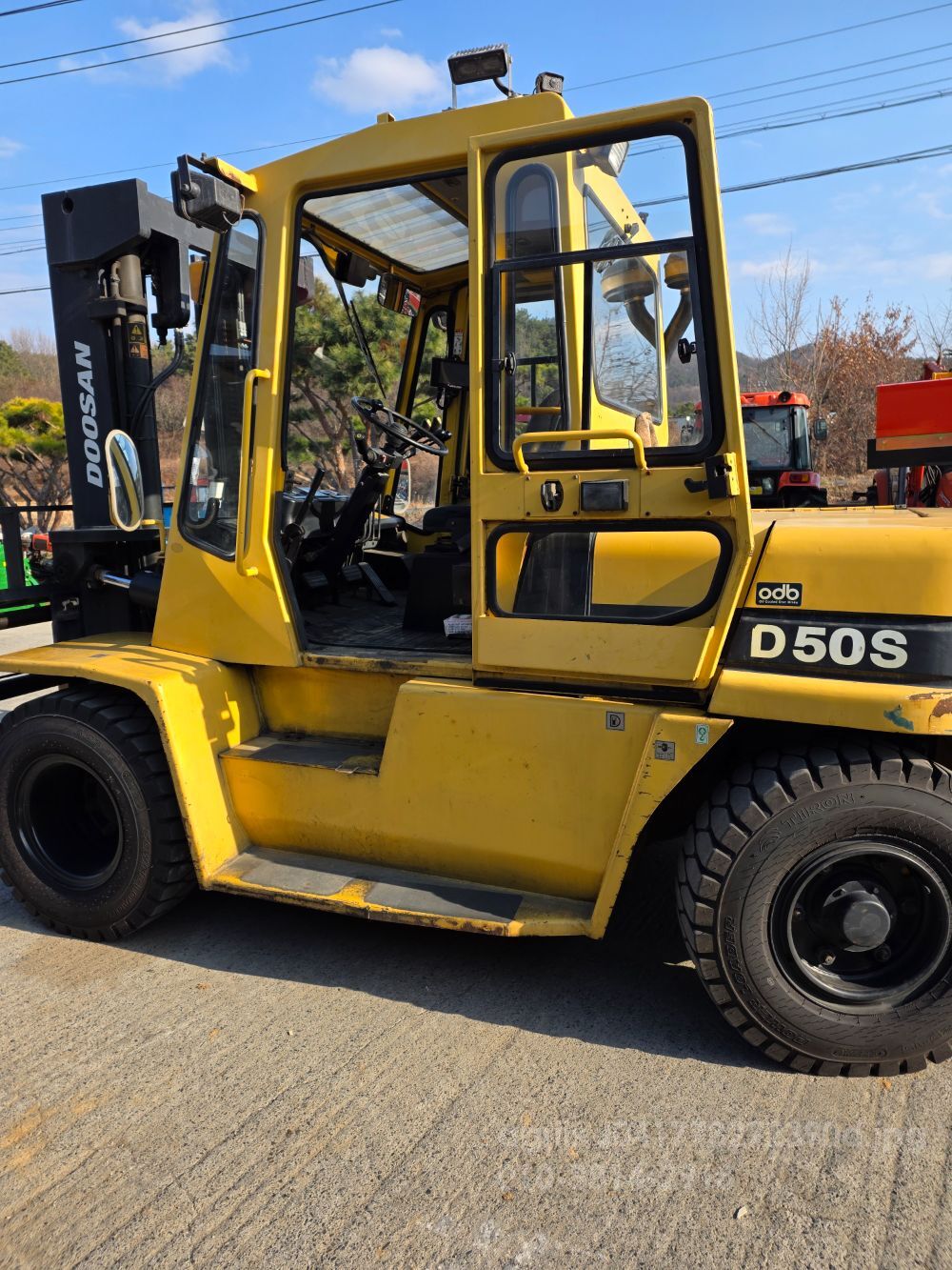 Doosan Forklift D50S (5.0톤) 뒤우측면