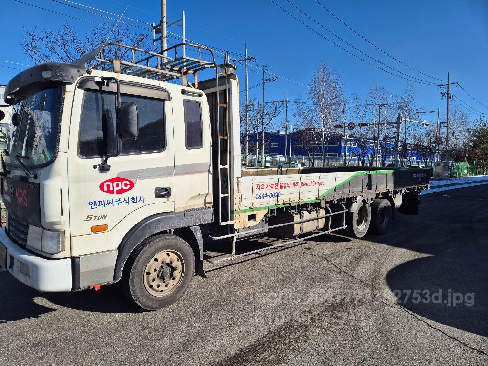 현대 메가트럭 극초장축 플러스 메가트럭 7m40 앞축카고트럭 메가트럭 앞축카고트럭 뒤우측면