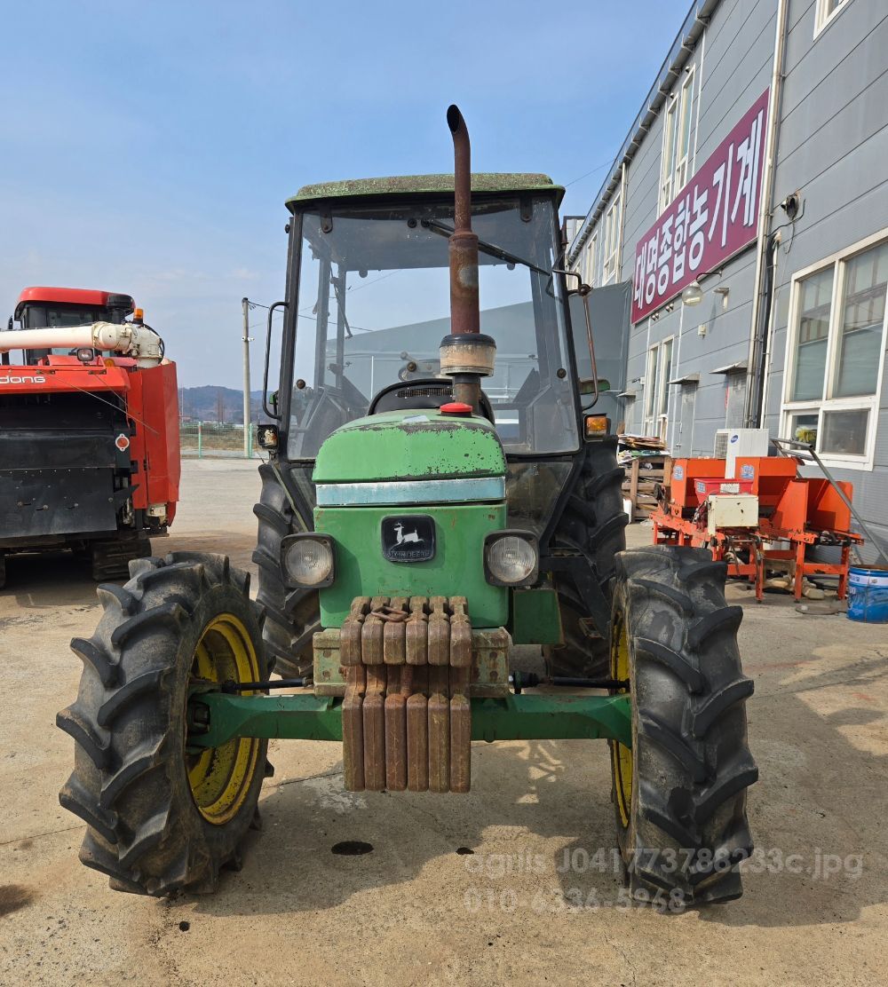 존디어 트랙터 1750 (53마력)