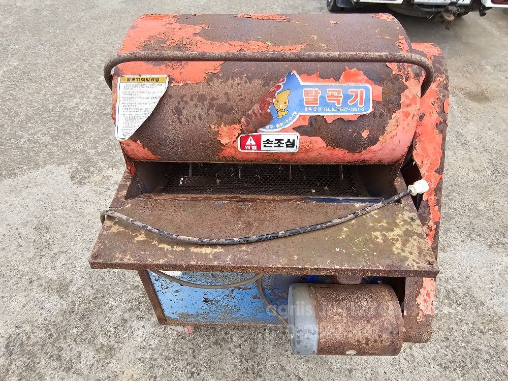 성부 흡입식 콩탈곡기 Sb80