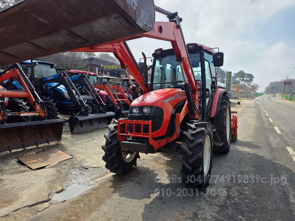 대동 트랙터 DX100 (100마력)