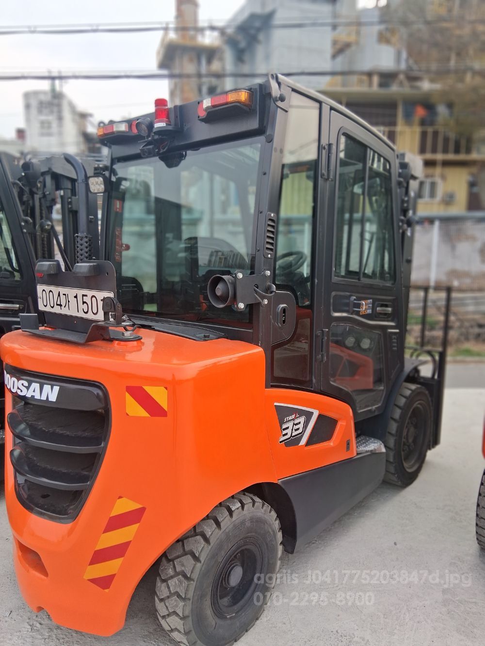 Doosan Forklift 3.3톤 (3.3톤) 뒤우측면
