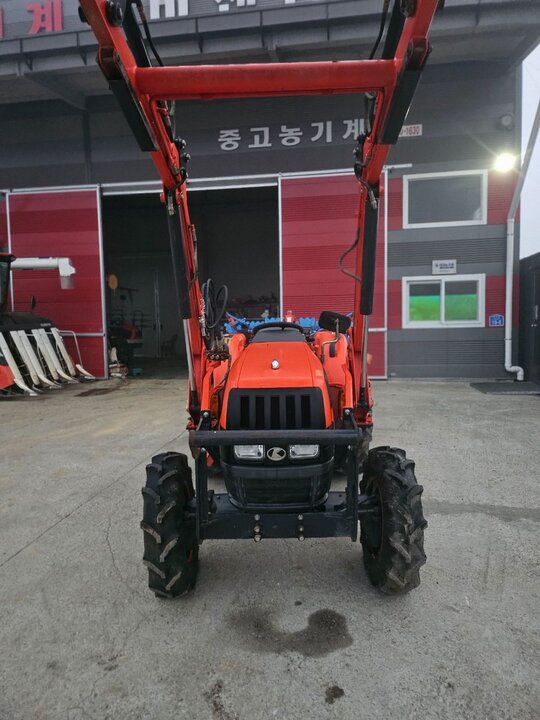 Kubota Tractor L430MH (43hp)
