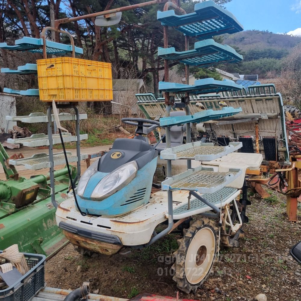 Kubota Rice transplanter KP67 (6Rows)