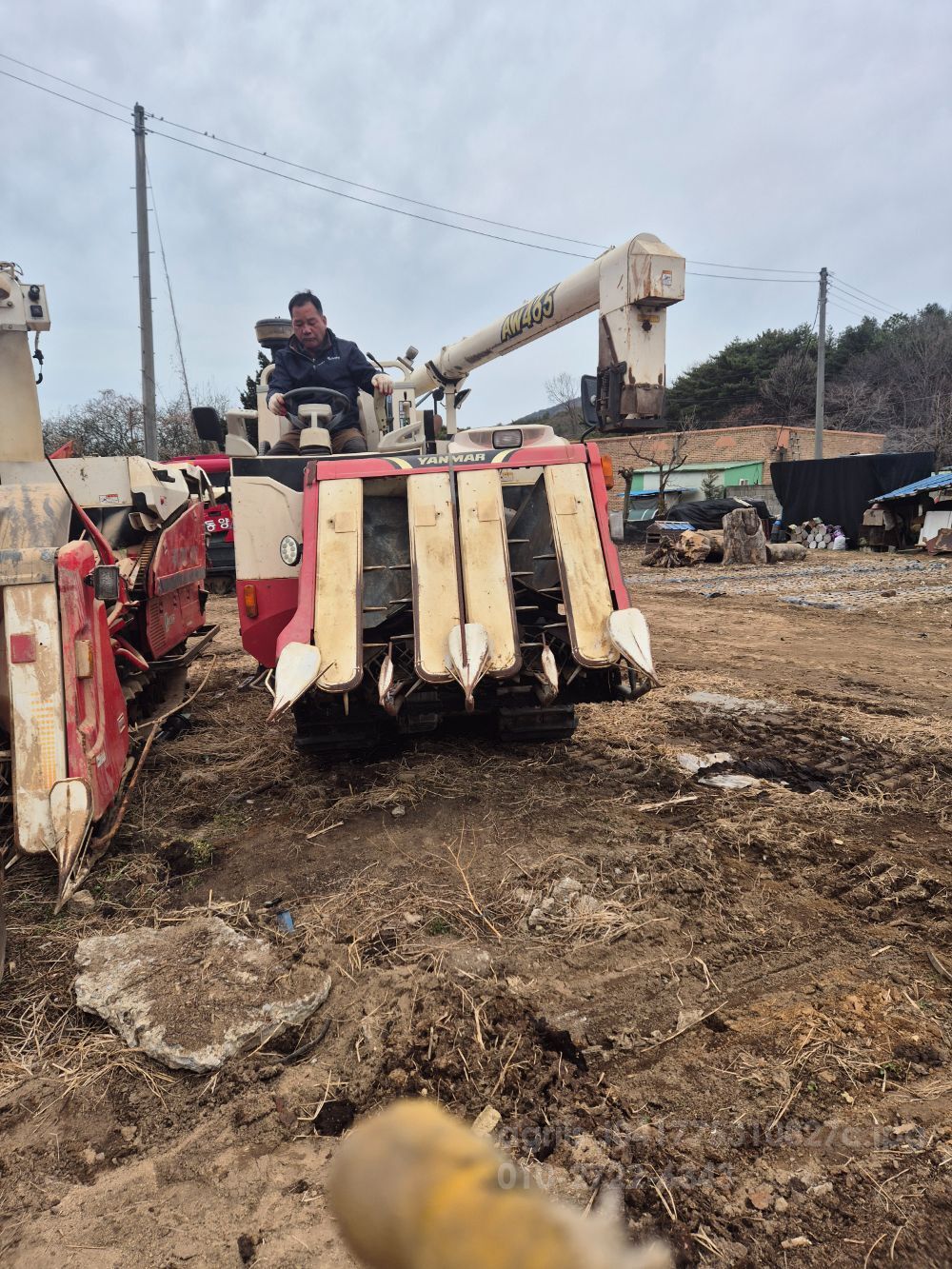 Yanmar Combine Harvester AW465 (4Rows)