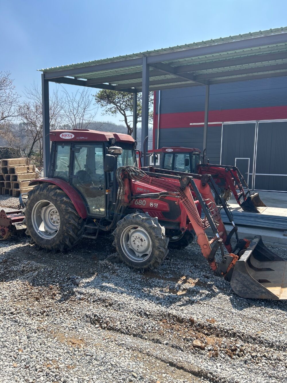 TYM 트랙터 T680 T720 (68.72마력)