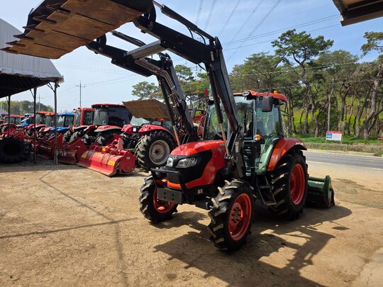 구보다 트랙터 M7060 (72마력)