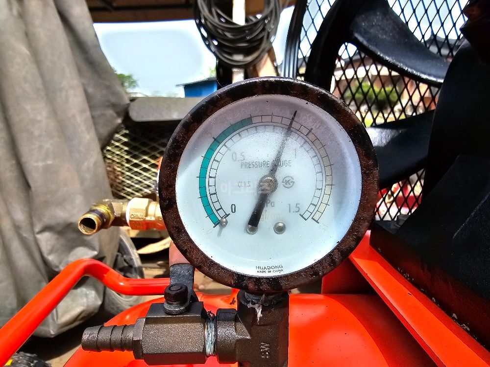  220리터 탱크 Mr  뒤우측면