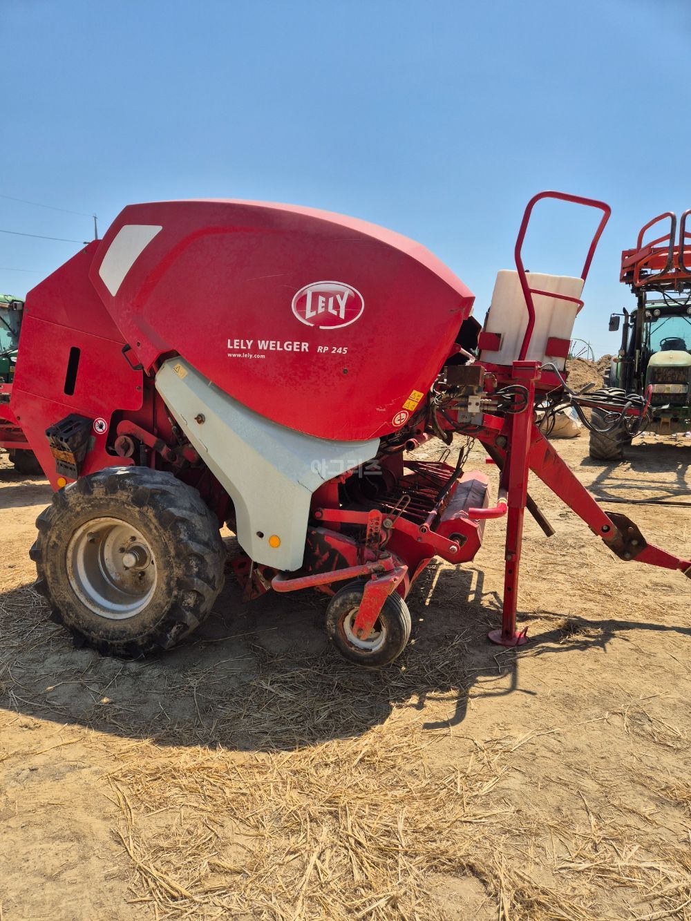 웰거 원형베일러 RP245