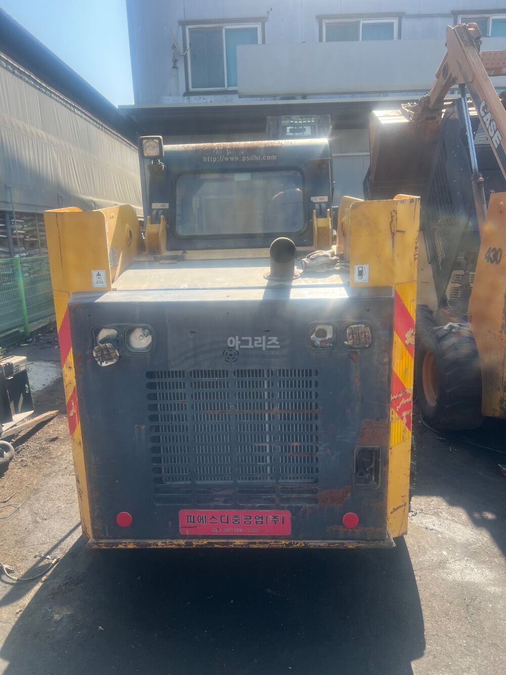 볼칸 스키드로더 PSL140D