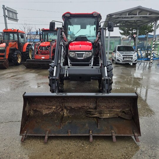 국제 트랙터 LUXEN700 (70마력)