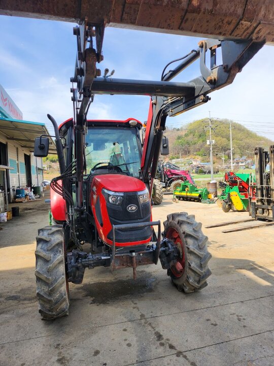 국제 트랙터 LUXEN750 (75마력)