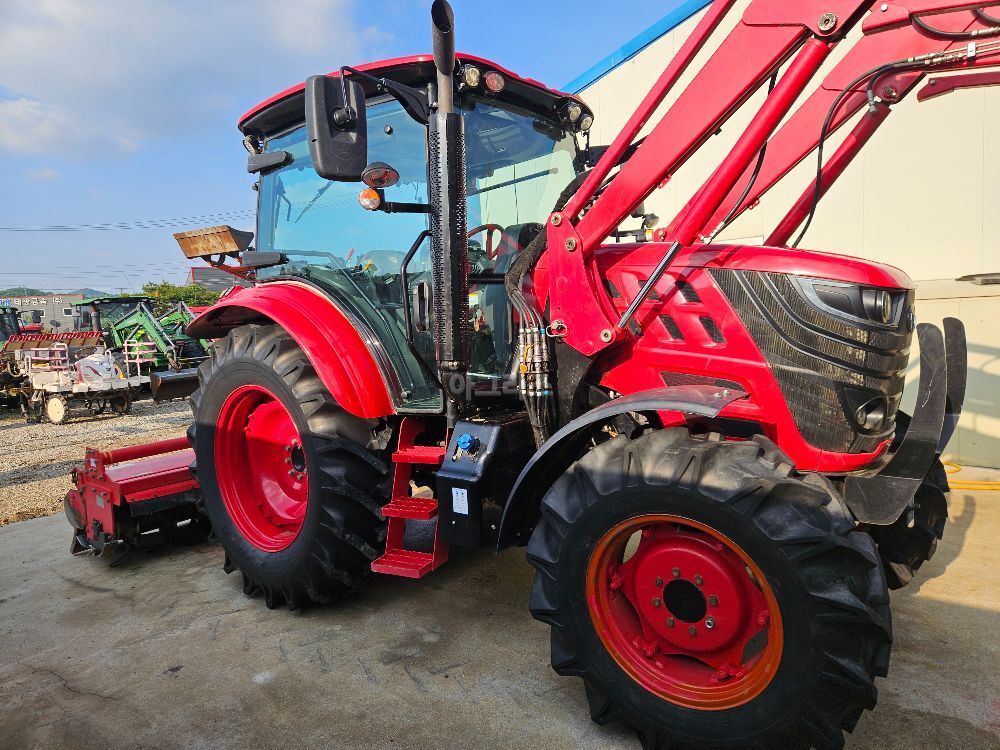TYM 트랙터 K110E (111마력)