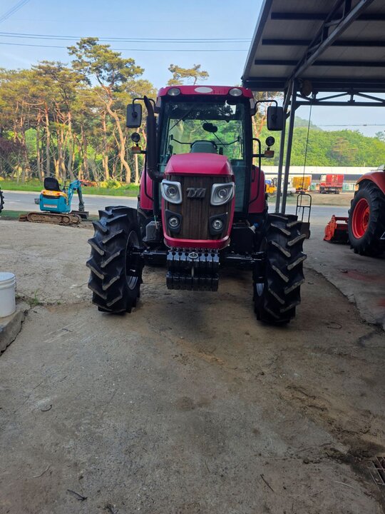 TYM 트랙터 TS87 (86마력)
