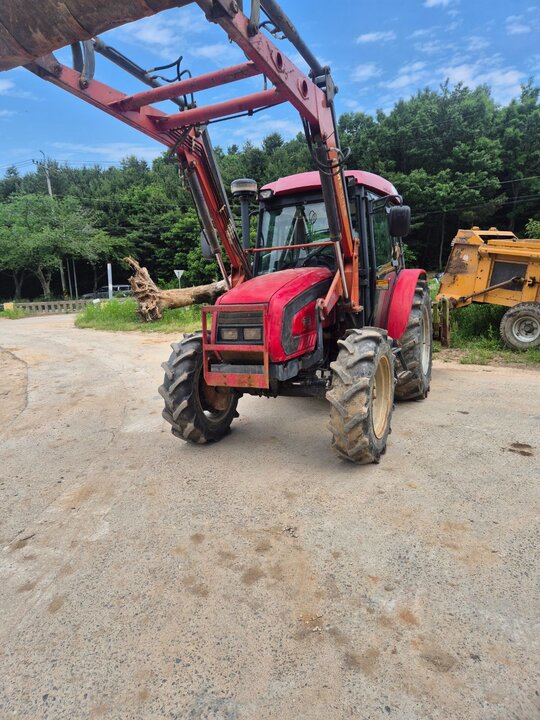 TYM Tractor T720S (72hp)