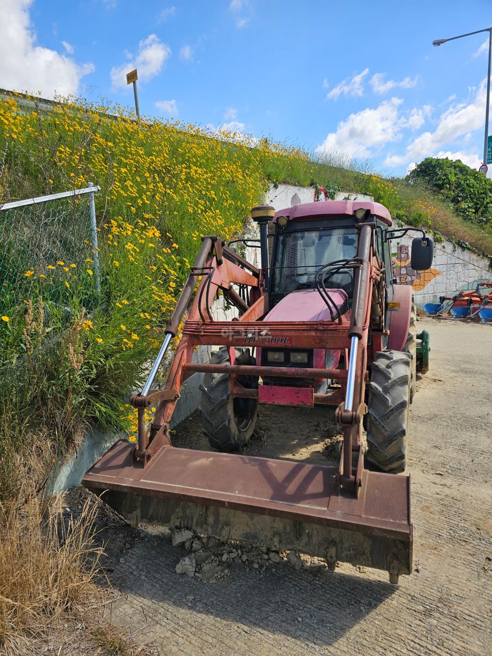 TYM 트랙터 T720S (72마력)