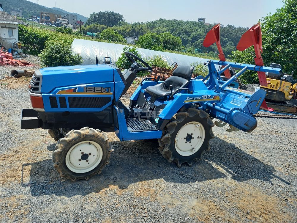  Tractor 이새키137 (14hp)