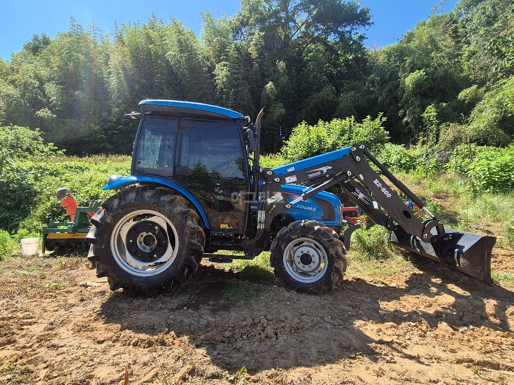 LS Tractor XU6168 (68.9hp)