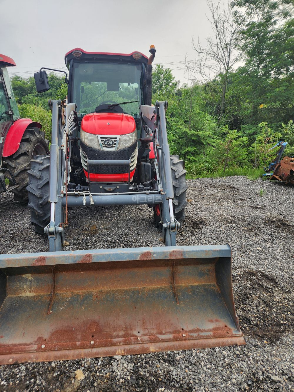 Kukje Tractor LUXEN700 (70hp)