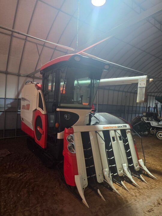 Daedong Combine Harvester DXM110 (6Rows)