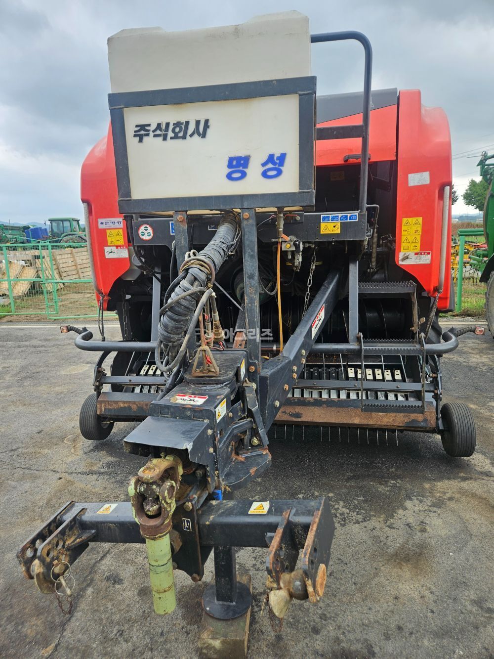 주명성 원형베일러 FBP3135