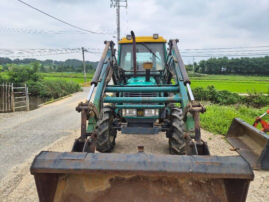 대동 트랙터 D62 (62마력)